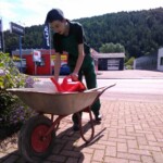 Leon Mayer bei der Arbeit in der Grüngruppe